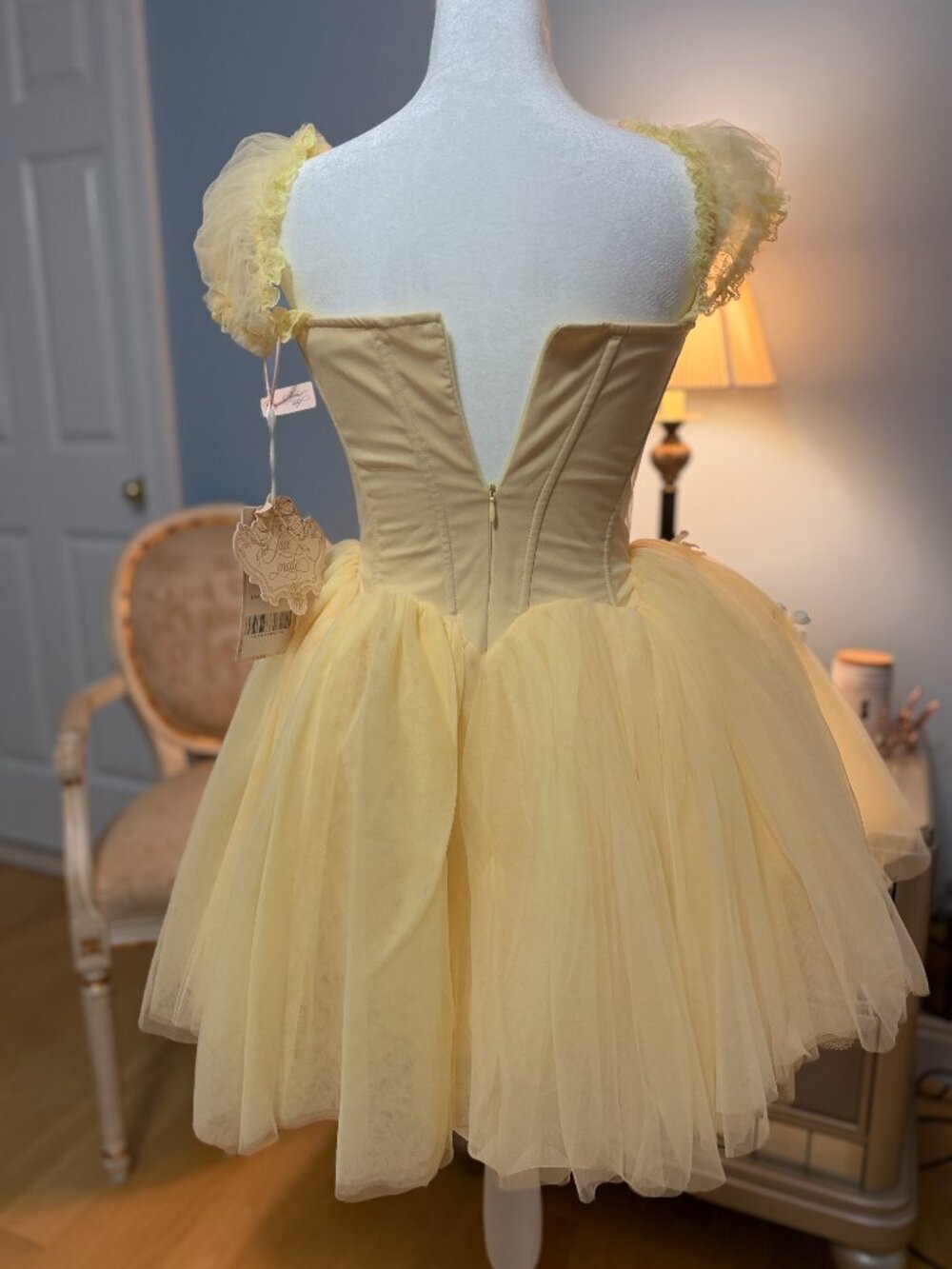 Lacemade Flower Archer Princess Dress, S, Brand New w/Tags - Picture 6 of 8